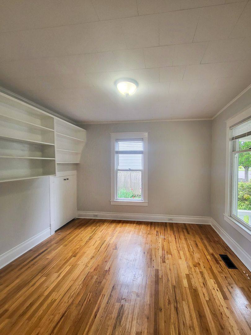 House for rent at 944 Cottage St NE, Salem, OR 97301
