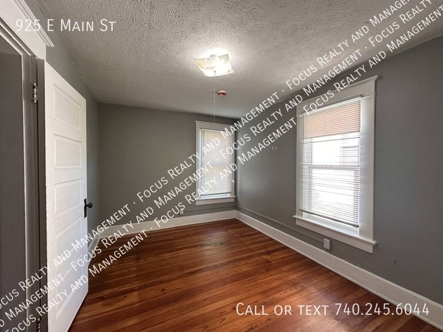 Apartment for rent at 925 E Main St, Lancaster, OH 43130