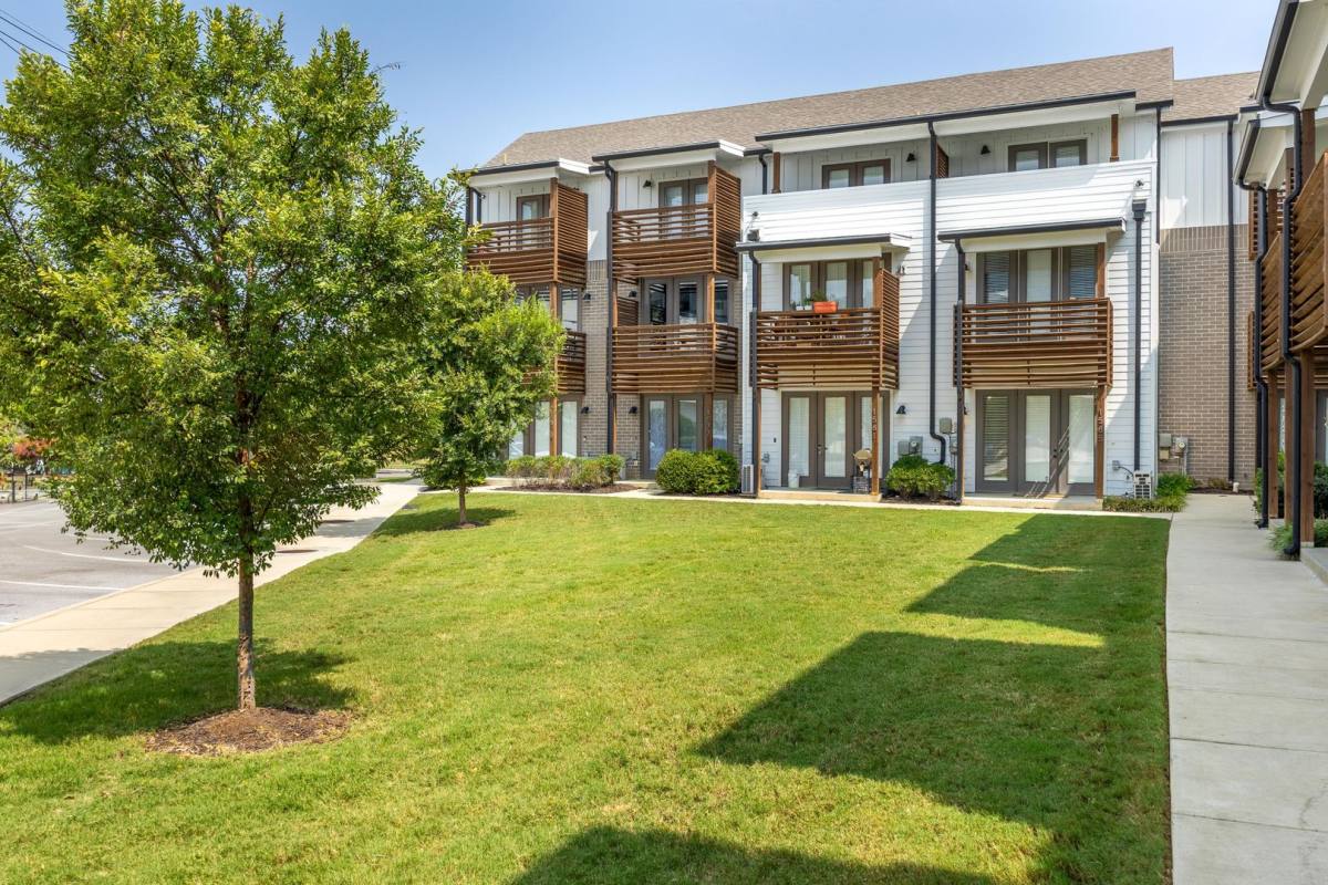 Townhouse for rent at 3059 Stelmo Ave, Chattanooga, TN 37408