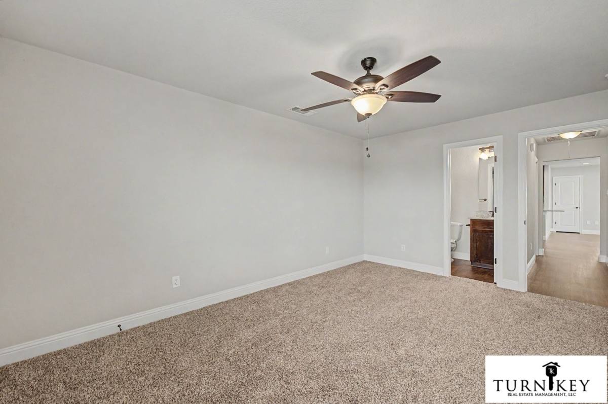Apartment for rent at 158-160 Crossbow Court, Weatherford, TX 76088