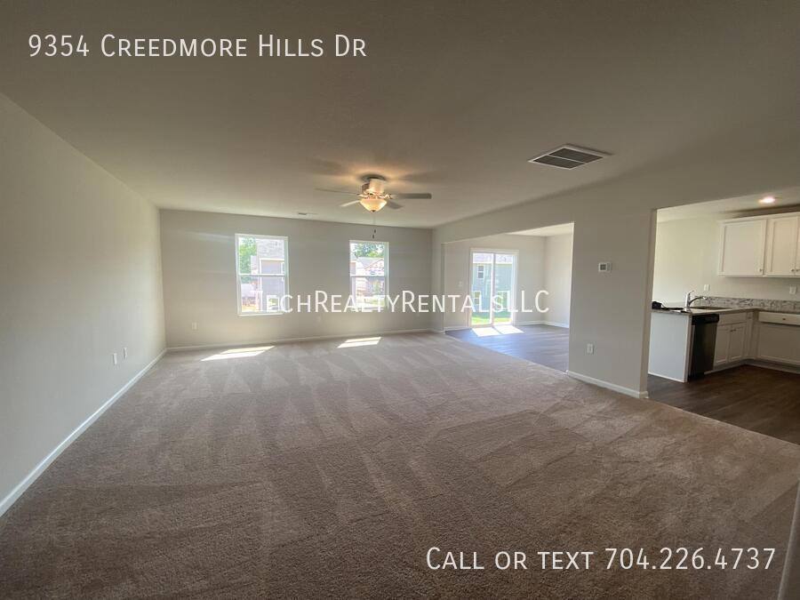 House for rent at 9354 Creedmore Hills Dr, Charlotte, NC 28214