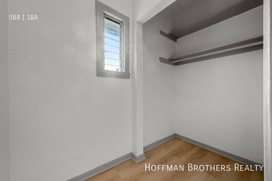 Apartment for rent at 123 S Westmoreland Ave #6, Los Angeles, CA 90004