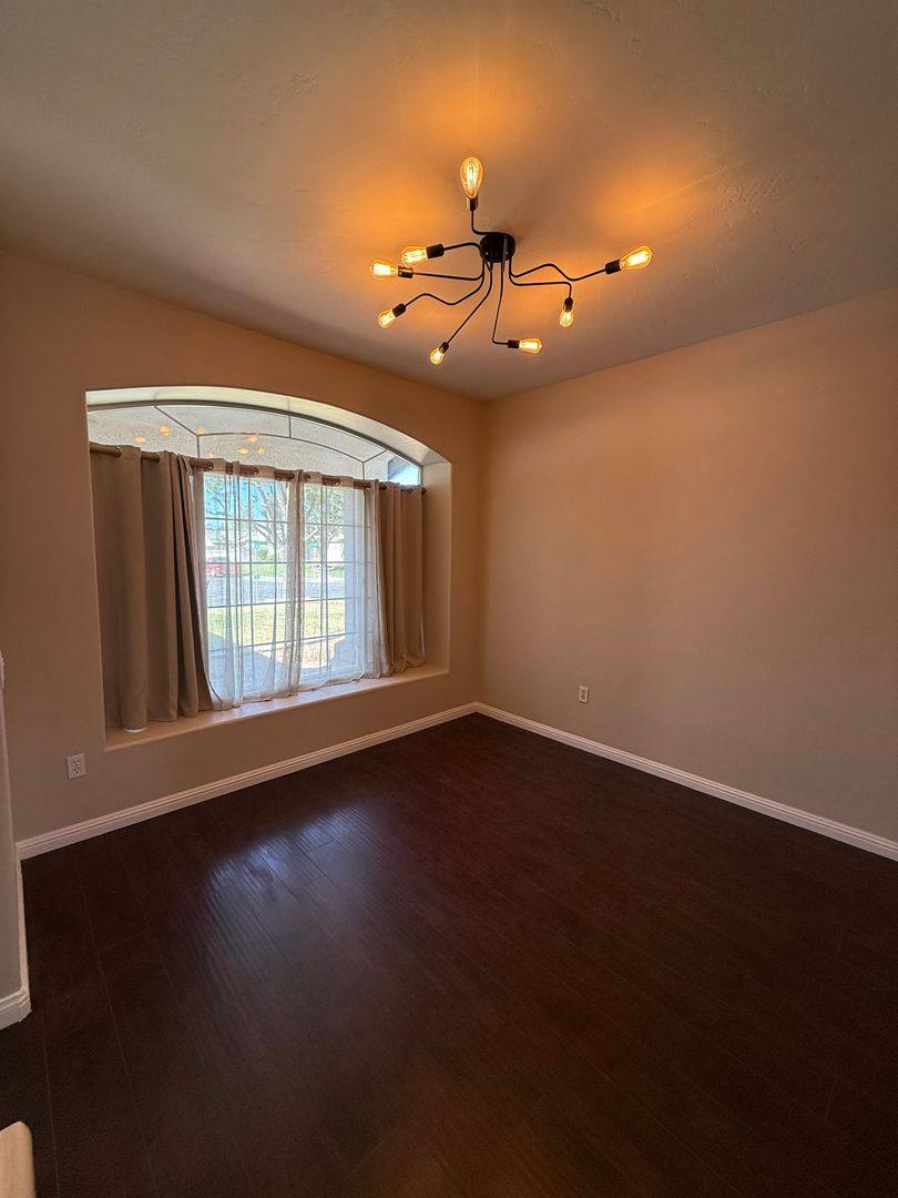 House for rent at 5704 Pine Canyon Dr, Bakersfield, CA 93313