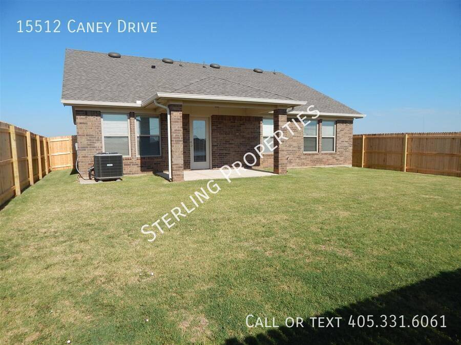 House for rent at 15512 Caney Dr, Edmond, OK 73013