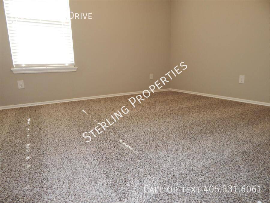 House for rent at 15512 Caney Dr, Edmond, OK 73013