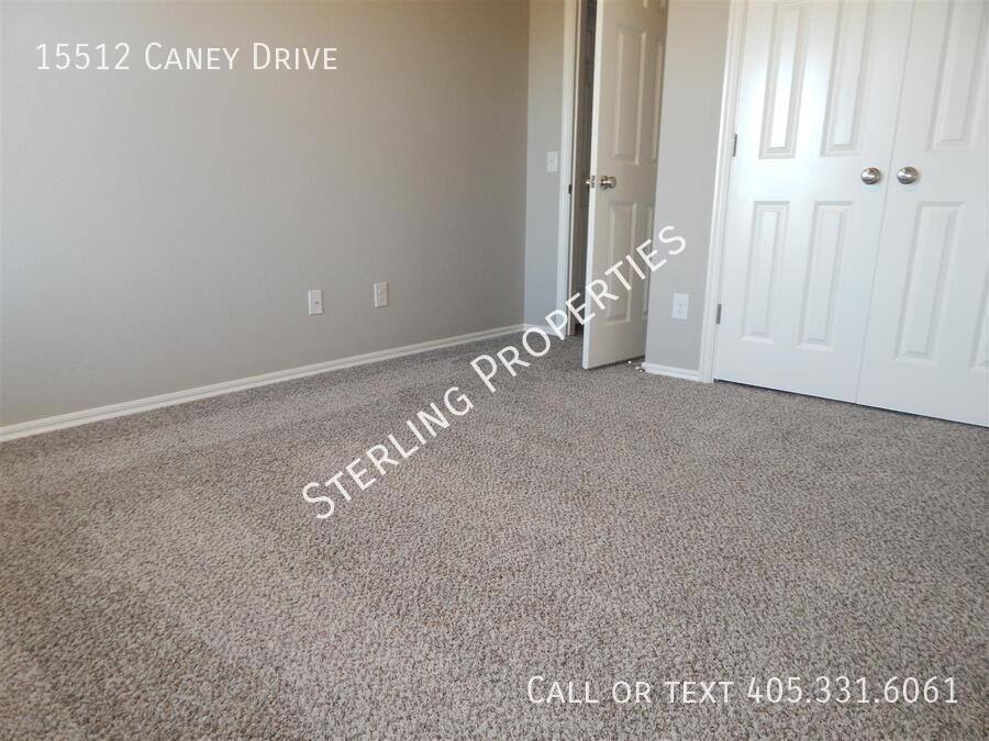 House for rent at 15512 Caney Dr, Edmond, OK 73013