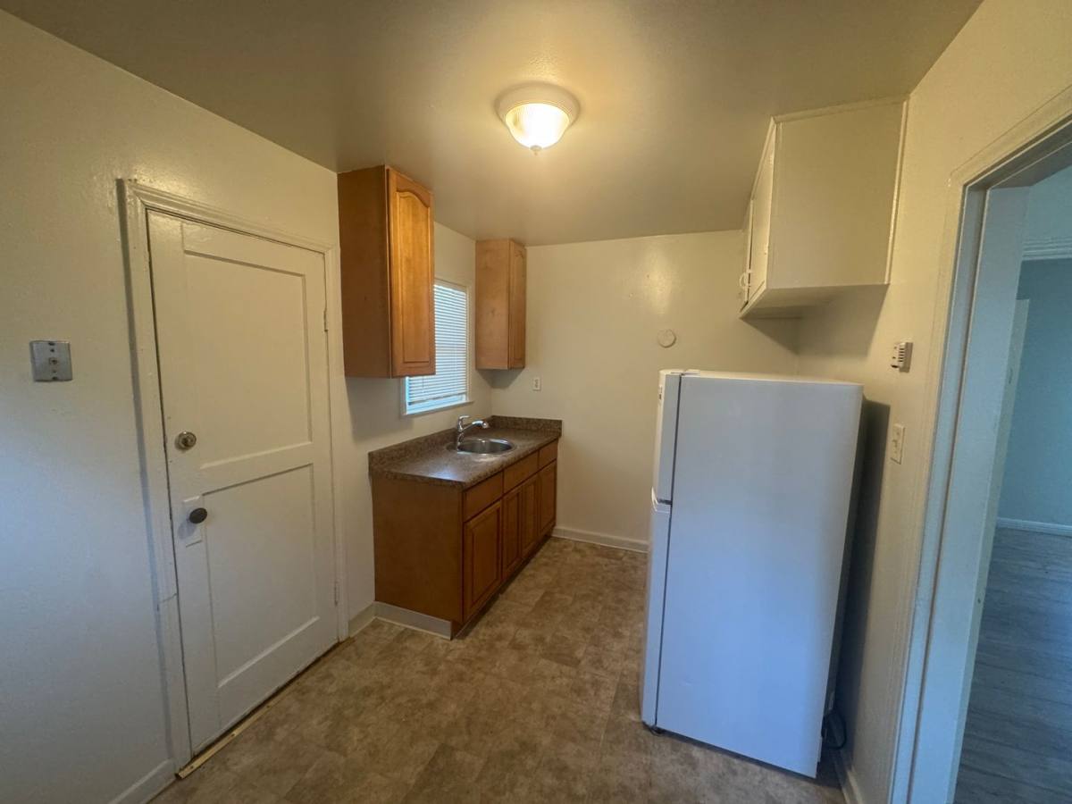 Apartment for rent at 475 & 477 Page St, San Jose, CA 95126