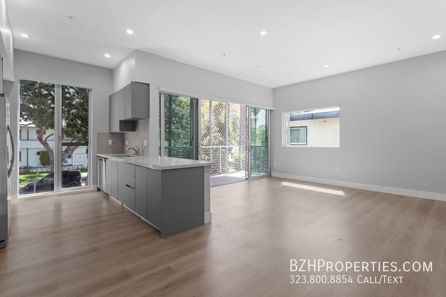Apartment for rent at 1223 N Hayworth Ave #6, Los Angeles, CA 90046