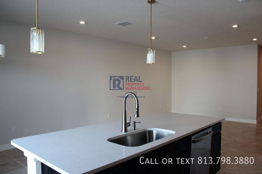 Townhouse for rent at 20295 Lou Angela Lane, Lutz, FL 33558