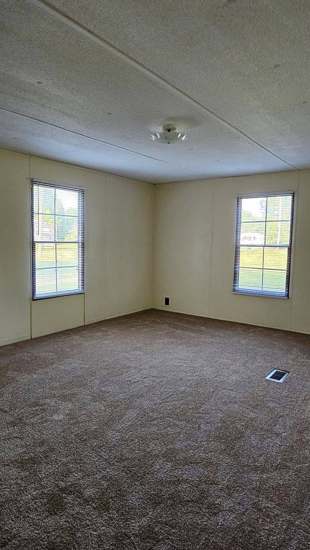 House for rent at 108 E Davis Rd, Valdosta, GA 31601