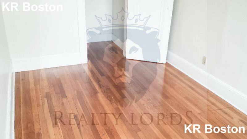 Apartment for rent at 63 Fellsway W #9, Medford, MA 02155