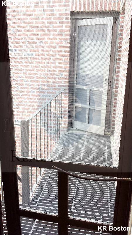 Apartment for rent at 63 Fellsway W #9, Medford, MA 02155