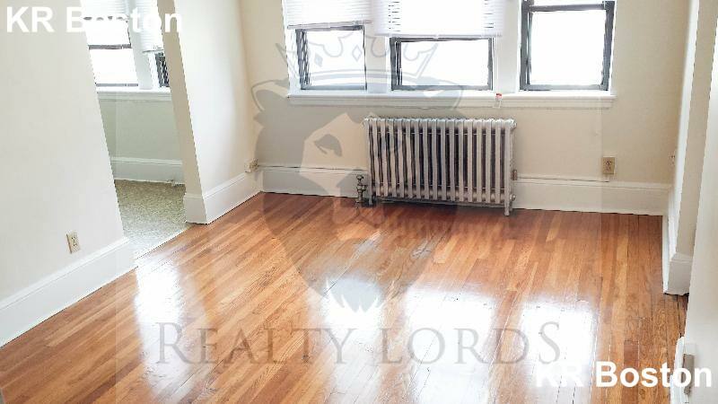 Apartment for rent at 63 Fellsway W #9, Medford, MA 02155