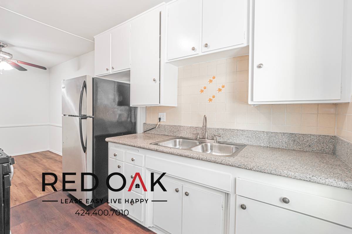 Condo for rent at 1016 N Edinburgh Ave #9, Los Angeles, CA 90046