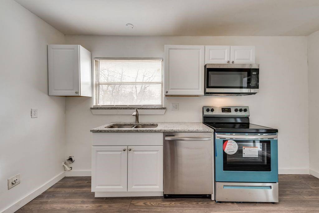 Apartment for rent at 3864 Castle Hills Dr, Dallas, TX 75241