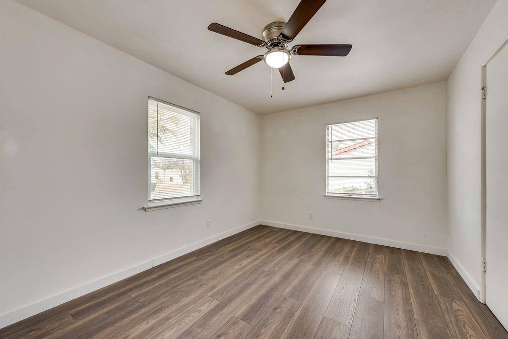 Apartment for rent at 3864 Castle Hills Dr, Dallas, TX 75241