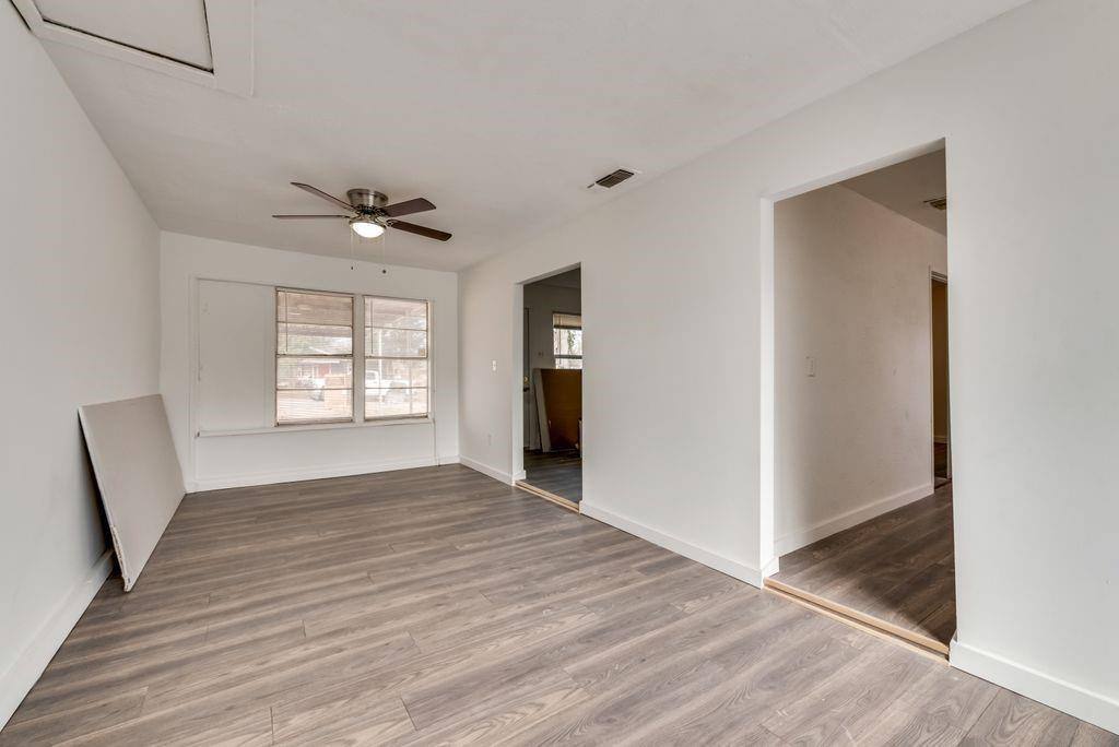 Apartment for rent at 3864 Castle Hills Dr, Dallas, TX 75241