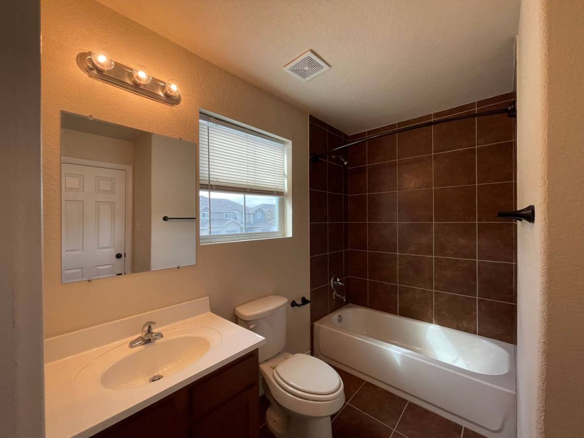 Townhouse for rent at 16828 Dancing Ava #1, Schertz, TX 78154