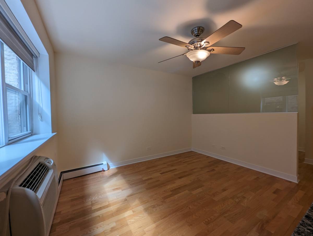 Apartment for rent at 625 W Wrightwood, Chicago, IL 60614
