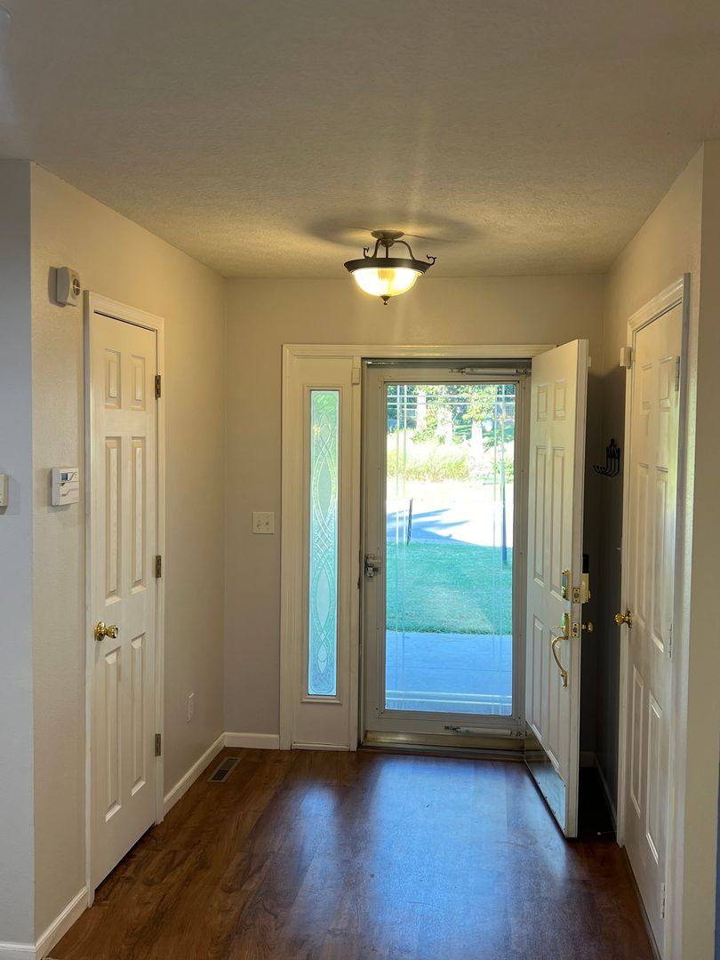 House for rent at 1700 McCutchen Rd, Rolla, MO 65401