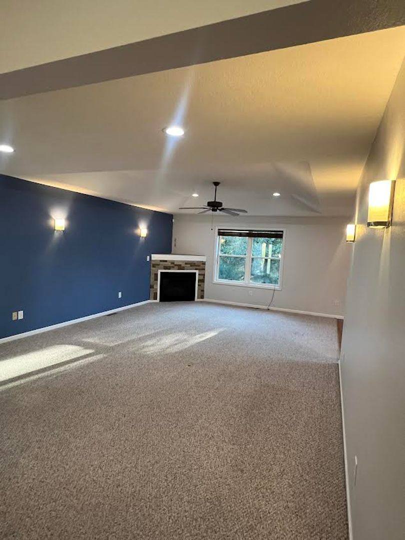House for rent at 1700 McCutchen Rd, Rolla, MO 65401