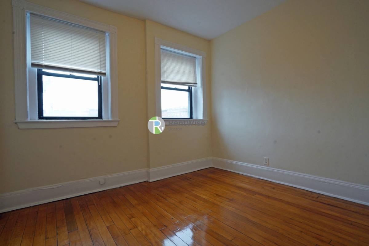 Apartment for rent at 1212 Commonwealth Ave #7, Allston, MA 02134