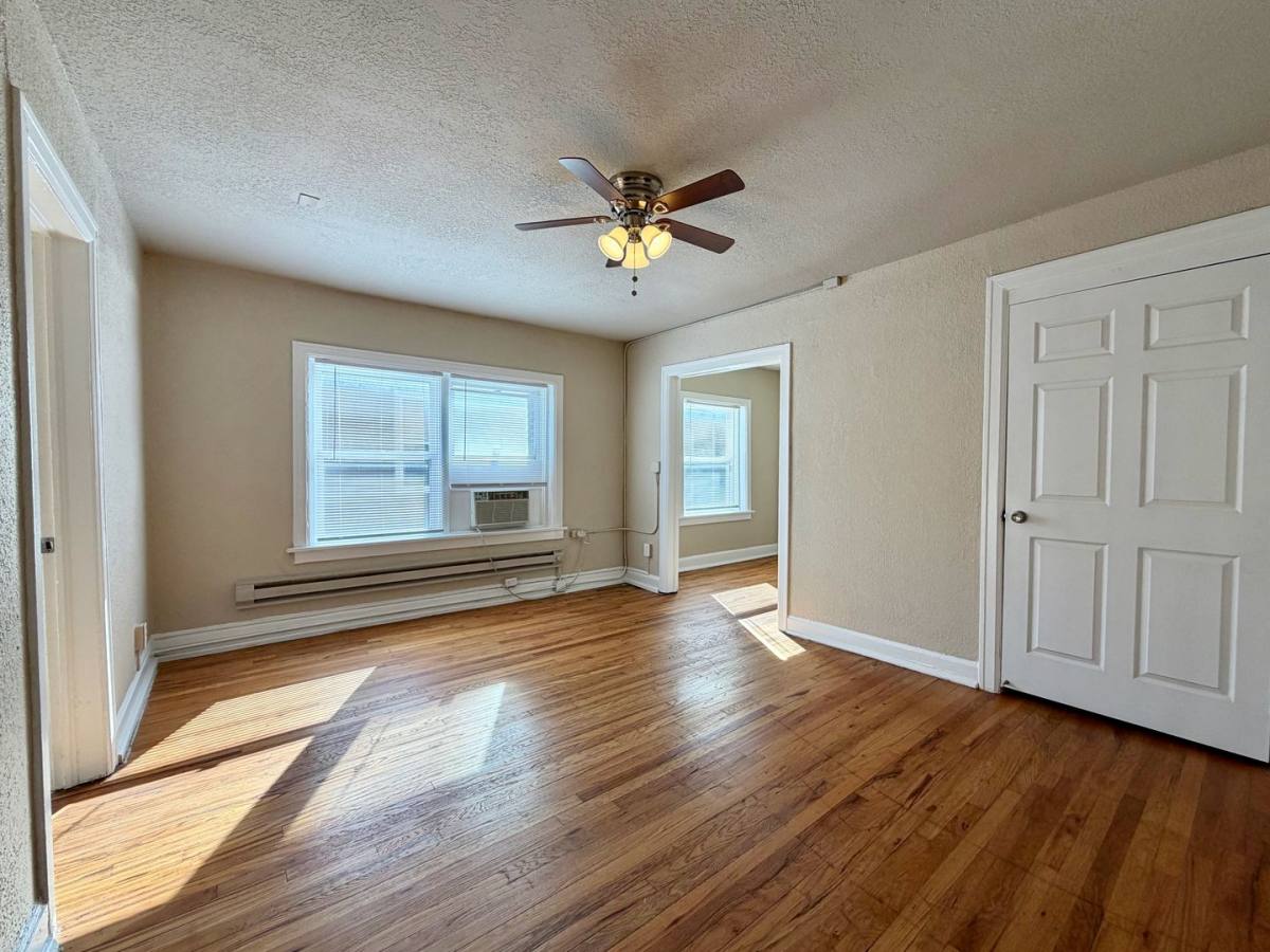 Apartment for rent at 3734-3736 Warwick Blvd, Kansas City, MO 64111