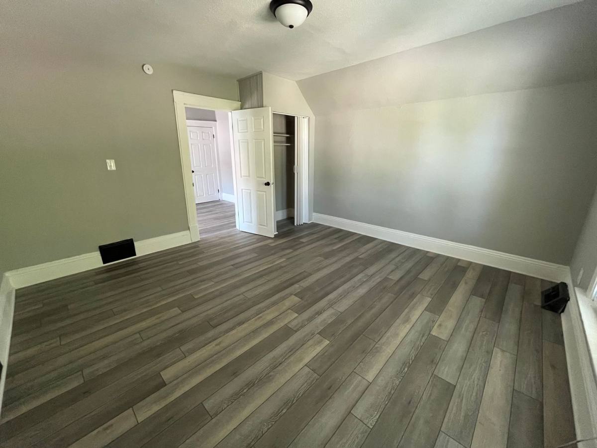 Apartment for rent at 801 41st St, Rock Island, IL 61201