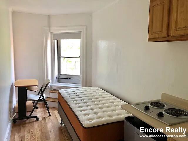 Apartment for rent at 1061 Beacon St #14A, Brookline, MA 02446