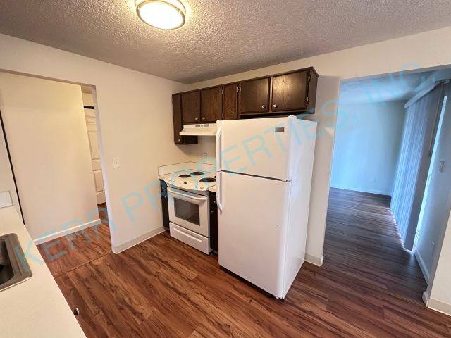 Apartment for rent at 6498 Lowry Dr #5, West Linn, OR 97068