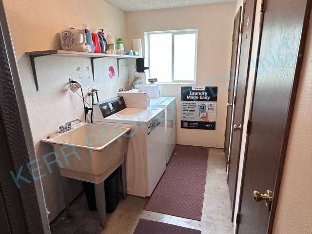 Apartment for rent at 6498 Lowry Dr #5, West Linn, OR 97068