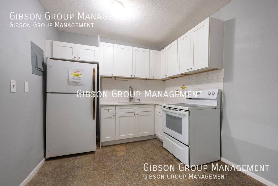 Apartment for rent at 806 NE 16th Place #4, Fort Lauderdale, FL 33304