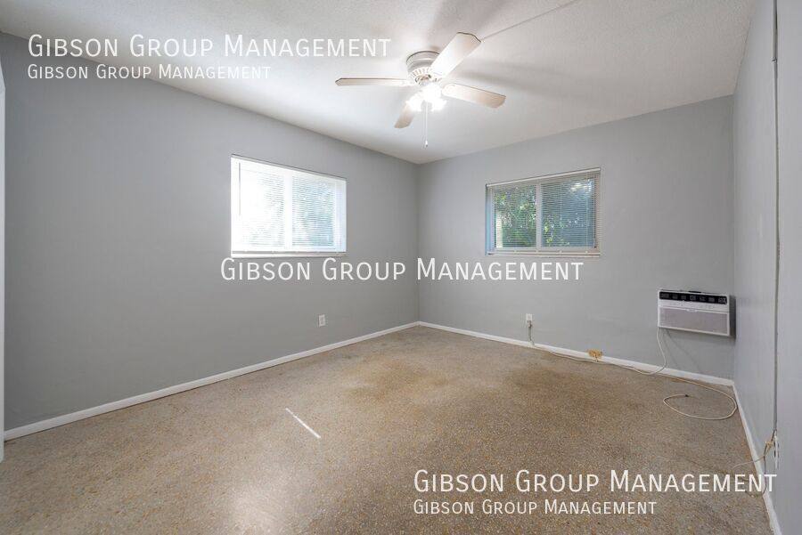 Apartment for rent at 806 NE 16th Place #4, Fort Lauderdale, FL 33304