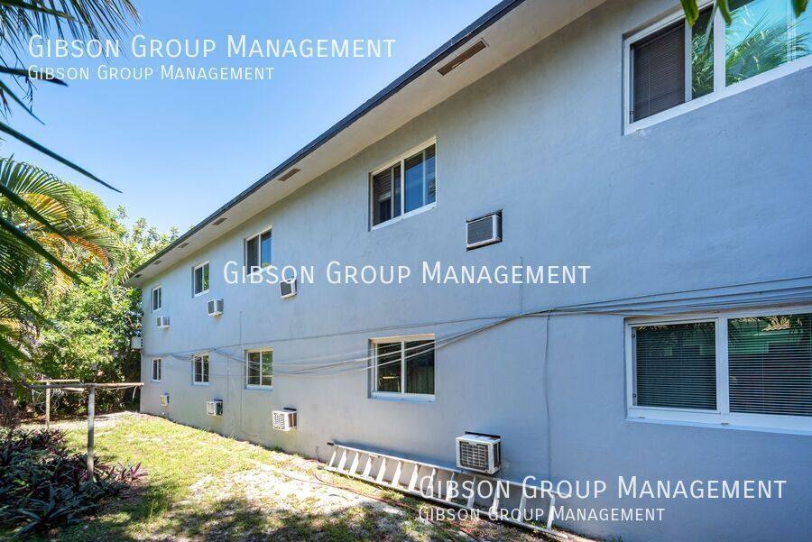 Apartment for rent at 806 NE 16th Place #4, Fort Lauderdale, FL 33304