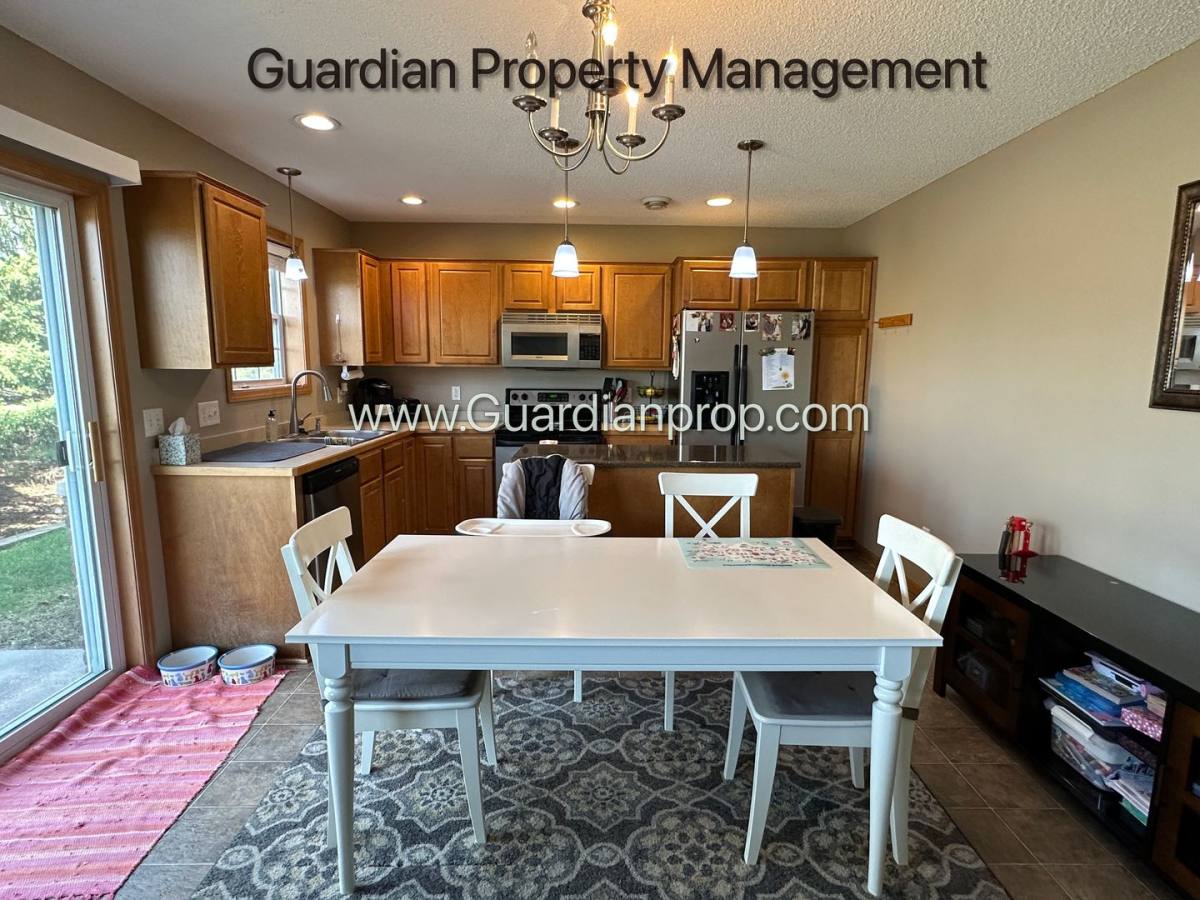 Townhouse for rent at 7990 210th St W, Lakeville, MN 55044