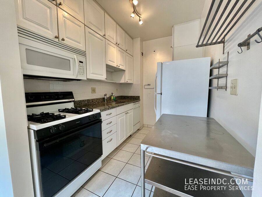Apartment for rent at 1711 Massachusetts Ave NW #434, Washington, DC 20036