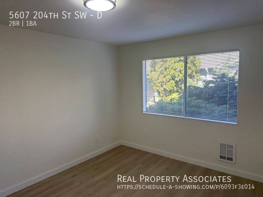 Apartment for rent at 5607 204th St SW #D, Lynnwood, WA 98036