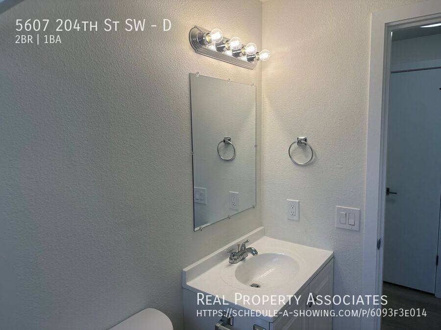 Apartment for rent at 5607 204th St SW #D, Lynnwood, WA 98036