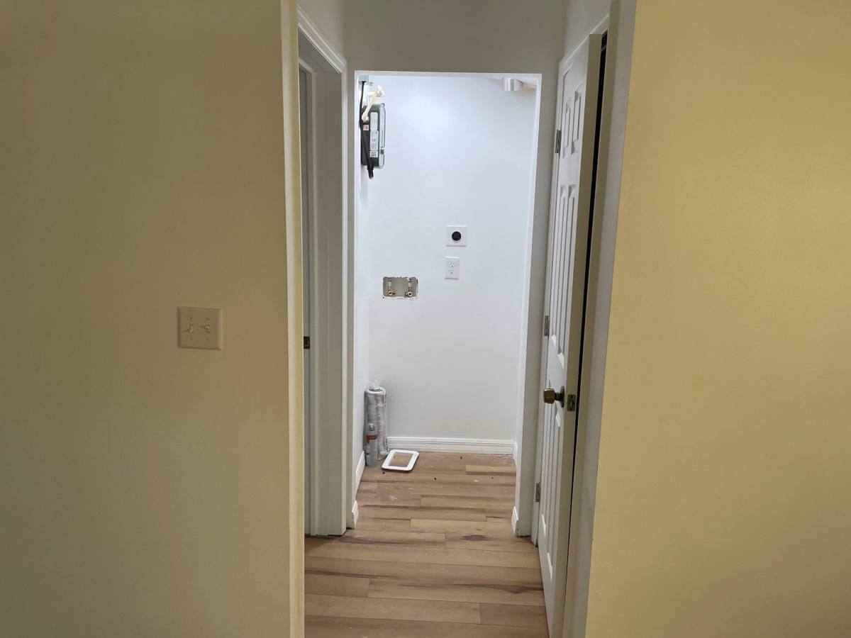 Apartment for rent at 1018 6th St W #B, Bradenton, FL 34205
