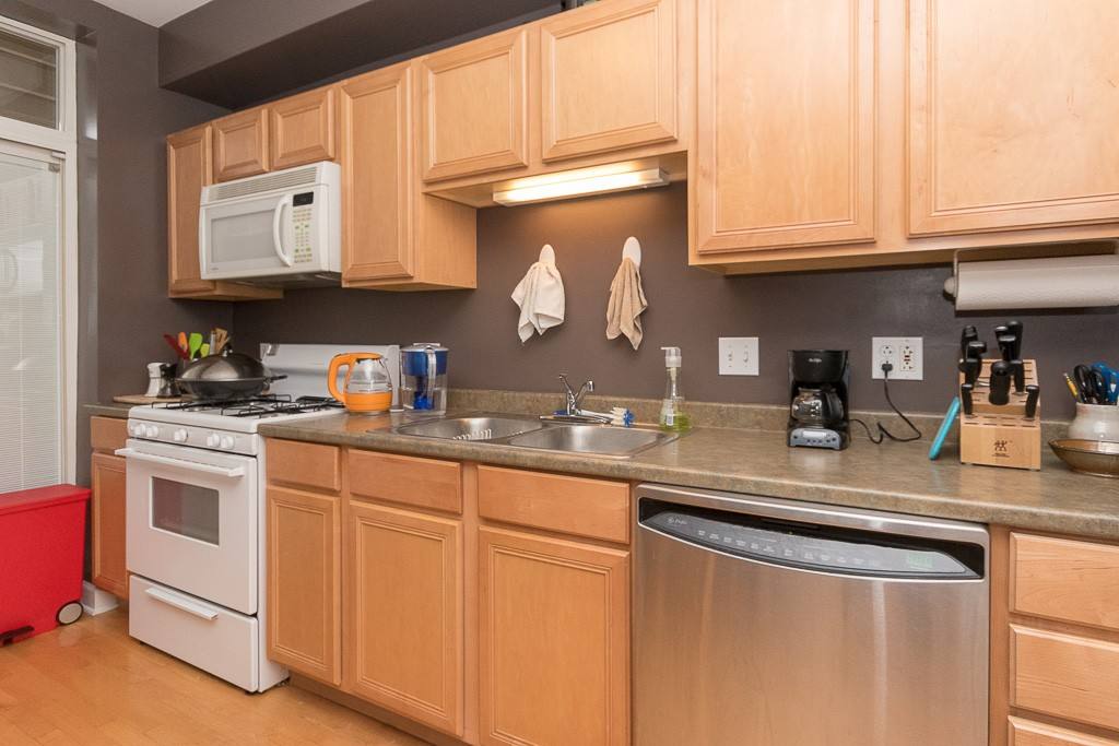 Apartment for rent at 5210 Sawyer #3, Chicago, IL 60625