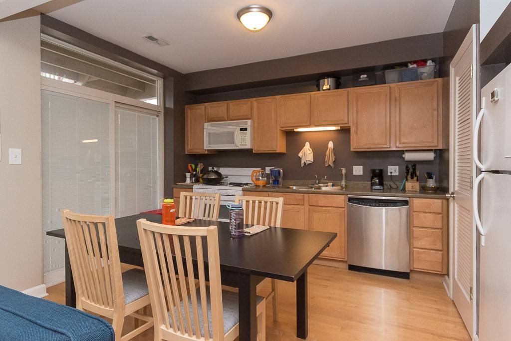 Apartment for rent at 5210 Sawyer #3, Chicago, IL 60625