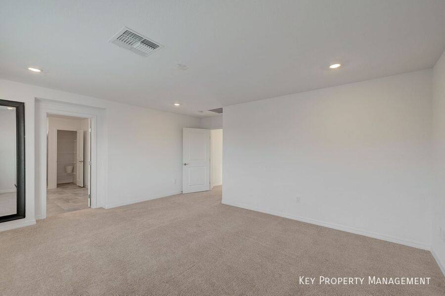 House for rent at 624 Stone Hammer Ave, Las Vegas, NV 89183