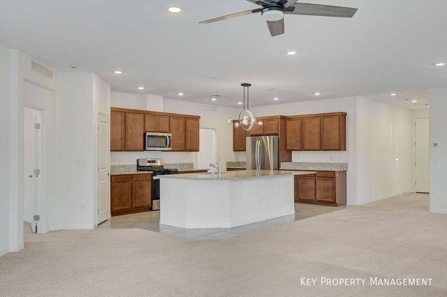 House for rent at 624 Stone Hammer Ave, Las Vegas, NV 89183