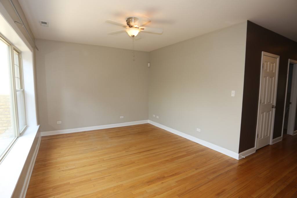Apartment for rent at 5208 Sawyer #3, Chicago, IL 60625