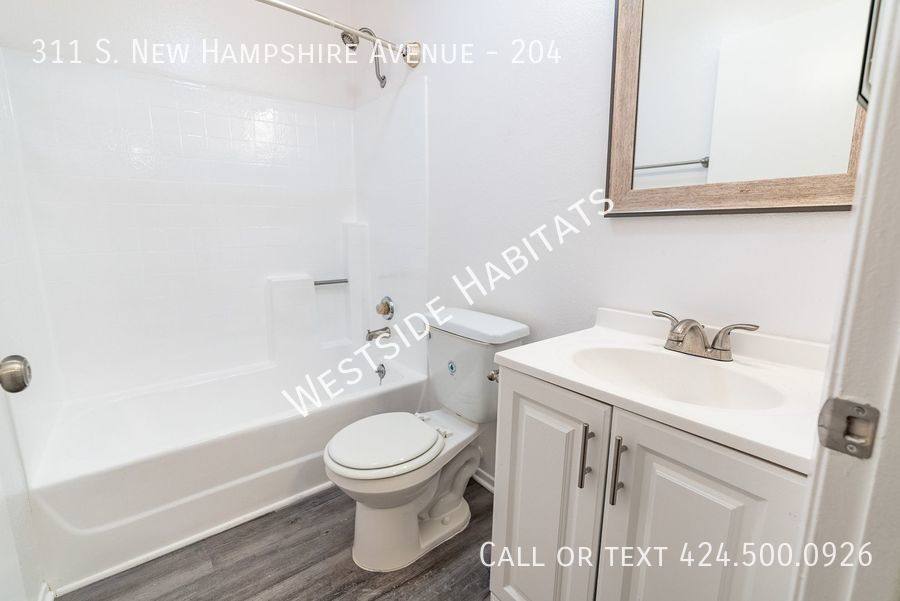 Apartment for rent at 311 S New Hampshire Ave #204, Los Angeles, CA 90020