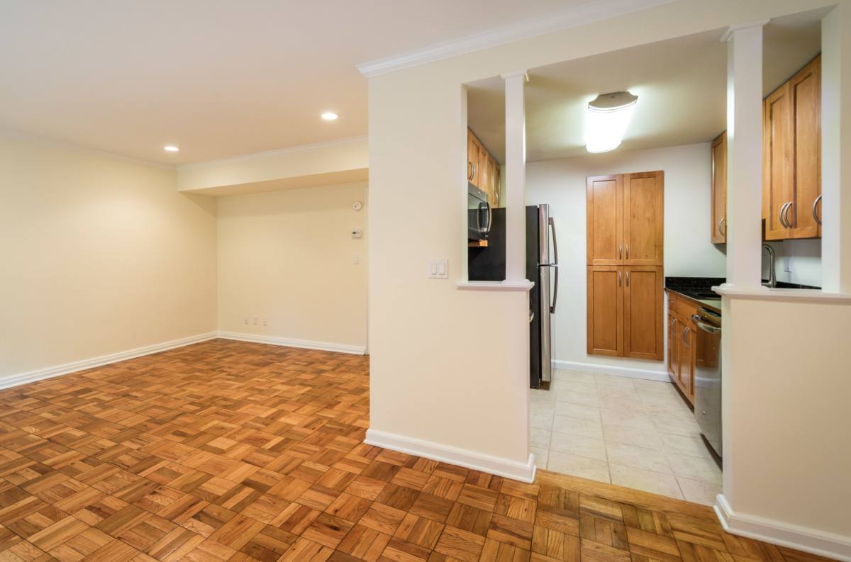 Apartment for rent at 128 Thornton Rd #T-128, Chestnut Hill, MA 02467