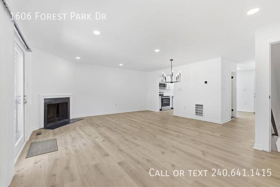 Townhouse for rent at 1606 Forest Park Dr, District Heights, MD 20747