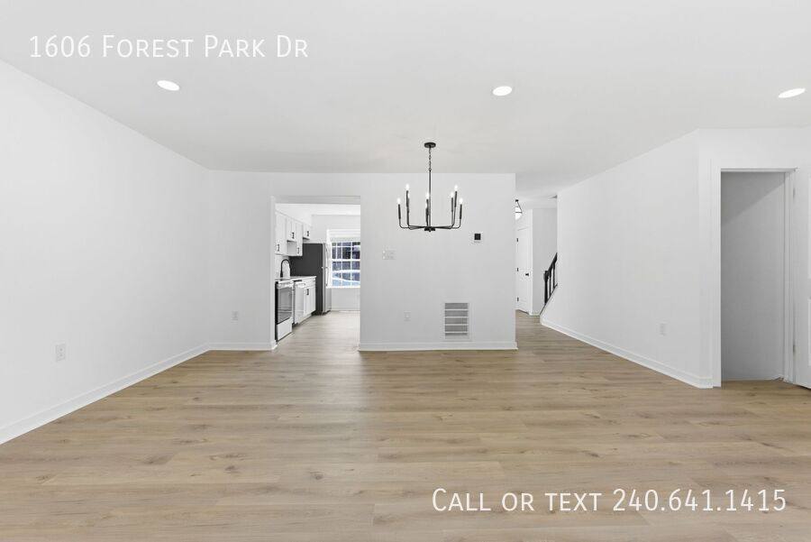 Townhouse for rent at 1606 Forest Park Dr, District Heights, MD 20747