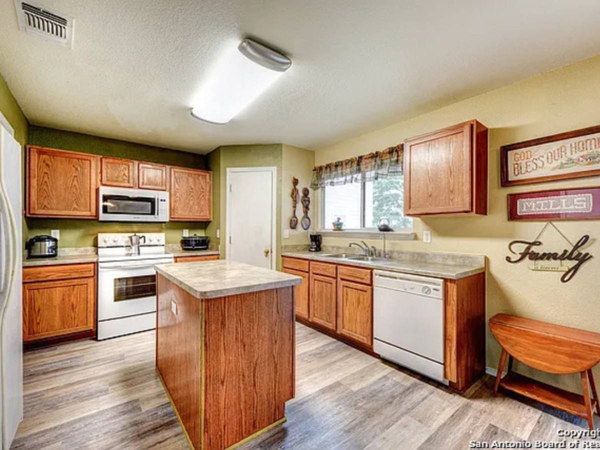 House for rent at 9818 Copper Rose, Converse, TX 78109