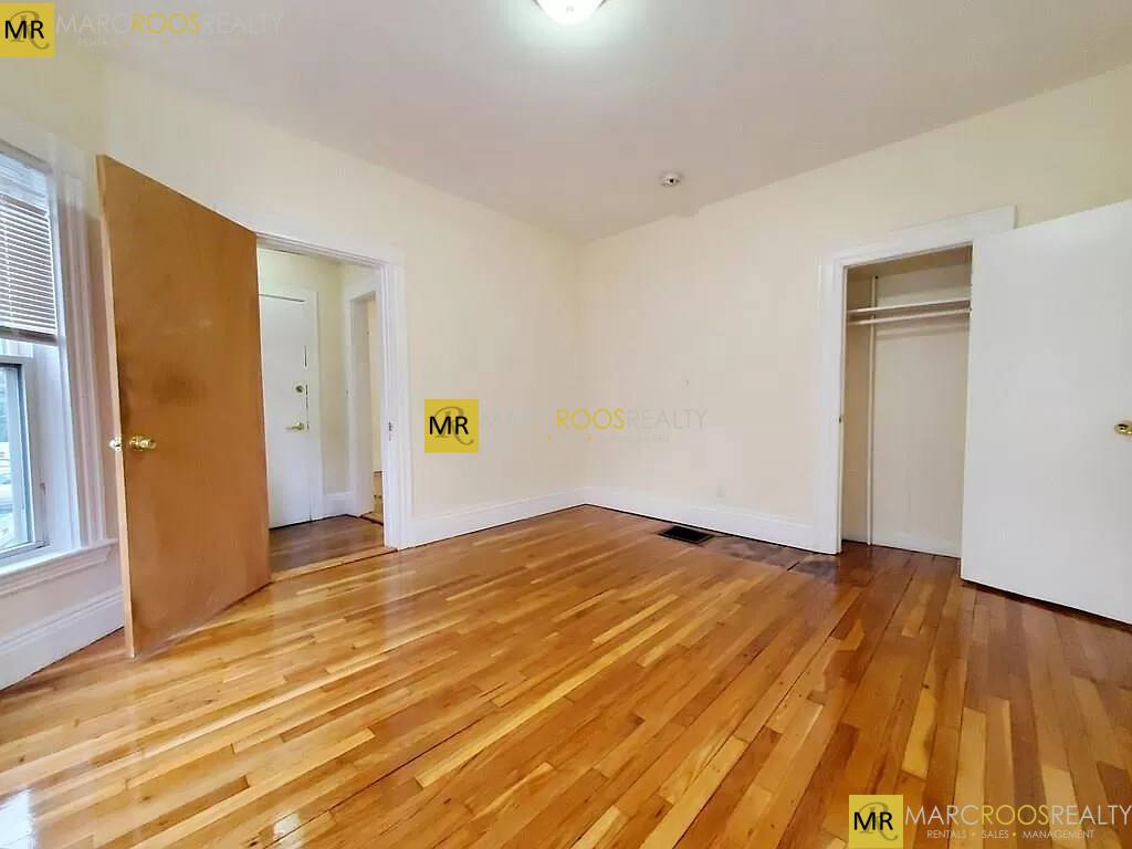 House for rent at 185 Beacon St #1, Somerville, MA 02143